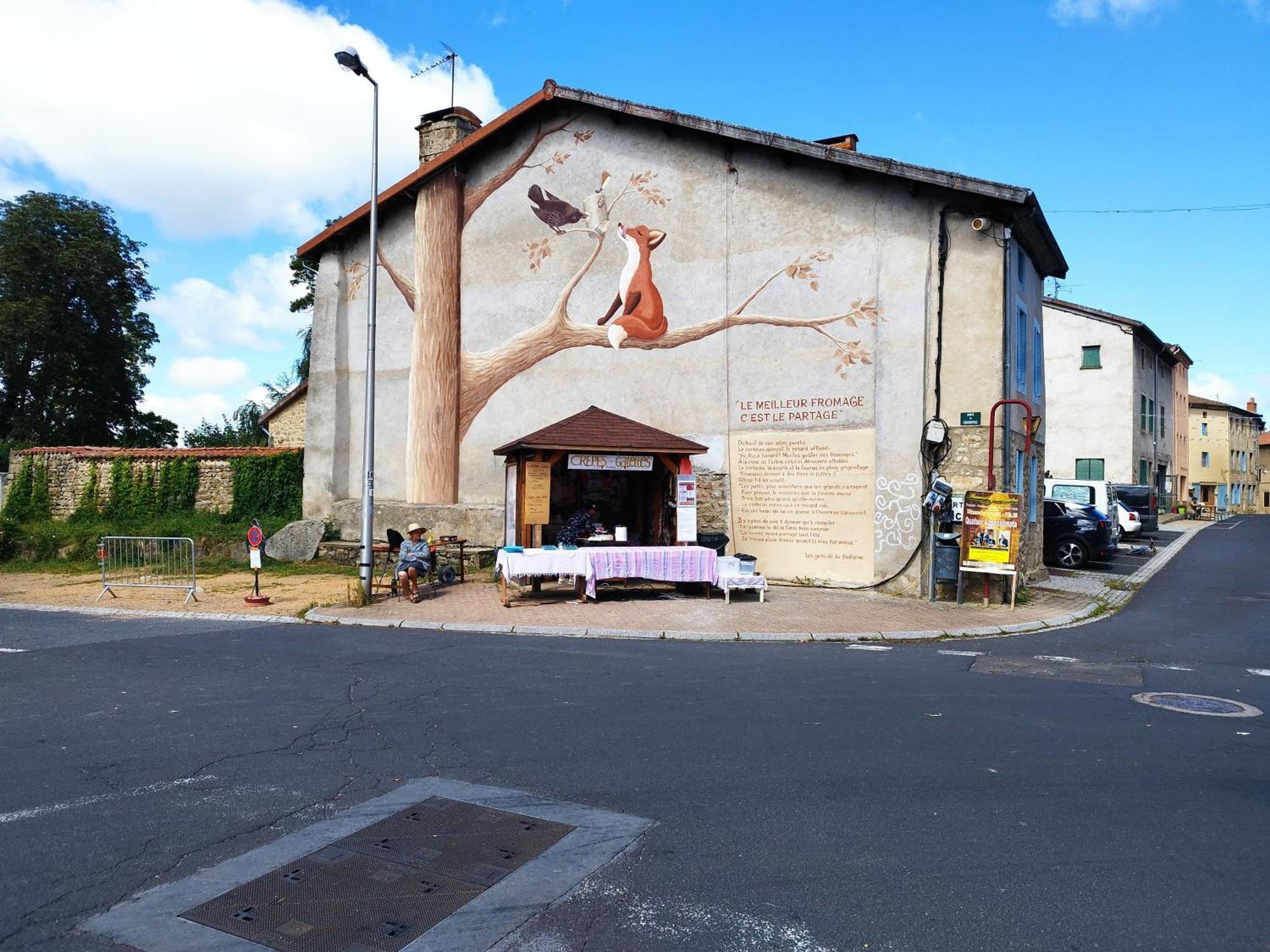 Jolie Maison De Bourg Tout Equipee 10Km D'Ambert Saint-Amant-Roche-Savine 客房 照片